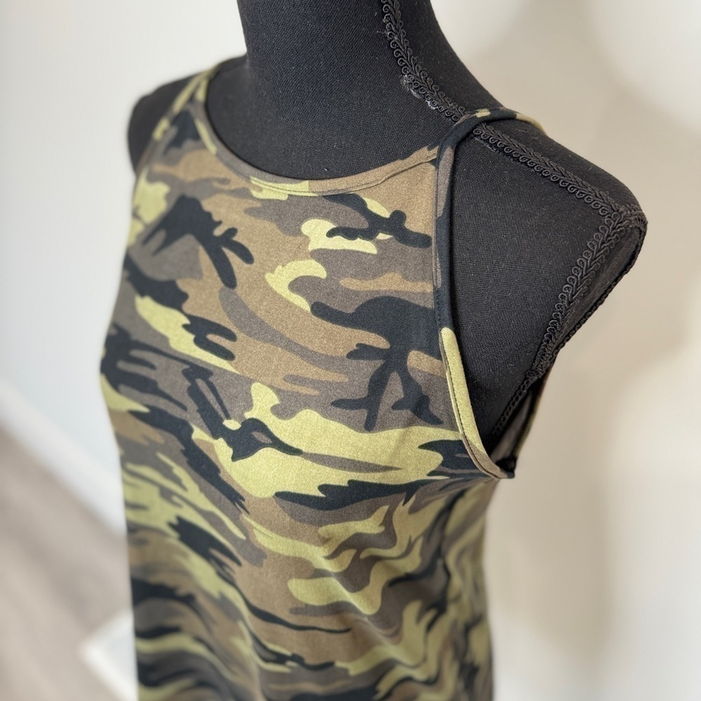 Sarin Mathews Women's High Neck Camo Tank Top (S) - Picture 3 of 9